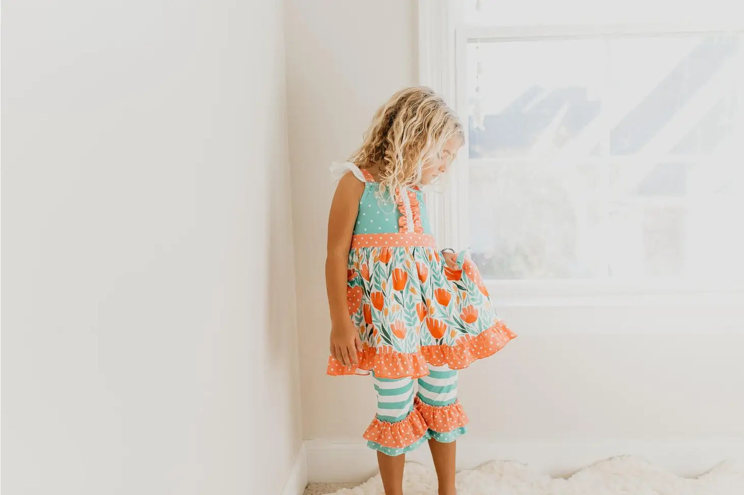 Kids Coral Floral Ruffle Capri Pocket Spring Set